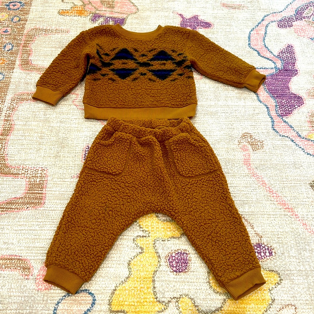 Old Navy fleece set